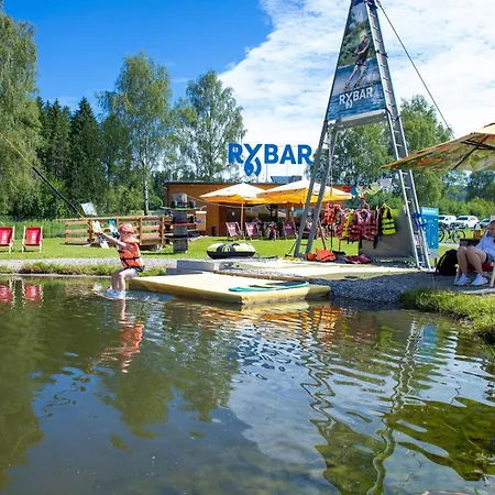 Chalupa U Lipna S Lodi A Zahradnim Grilem Vakantiehuis